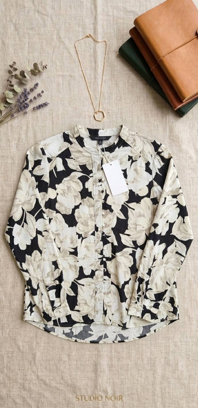 Black & Gold Chain Print Ladies Shirt – Premium