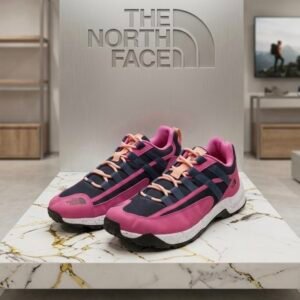 THE NORTH FACE  Your hiking shoes just became your favorite streetwear piece 😮‍💨
