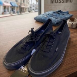VANS x STUSSY Authentic - Triple Black